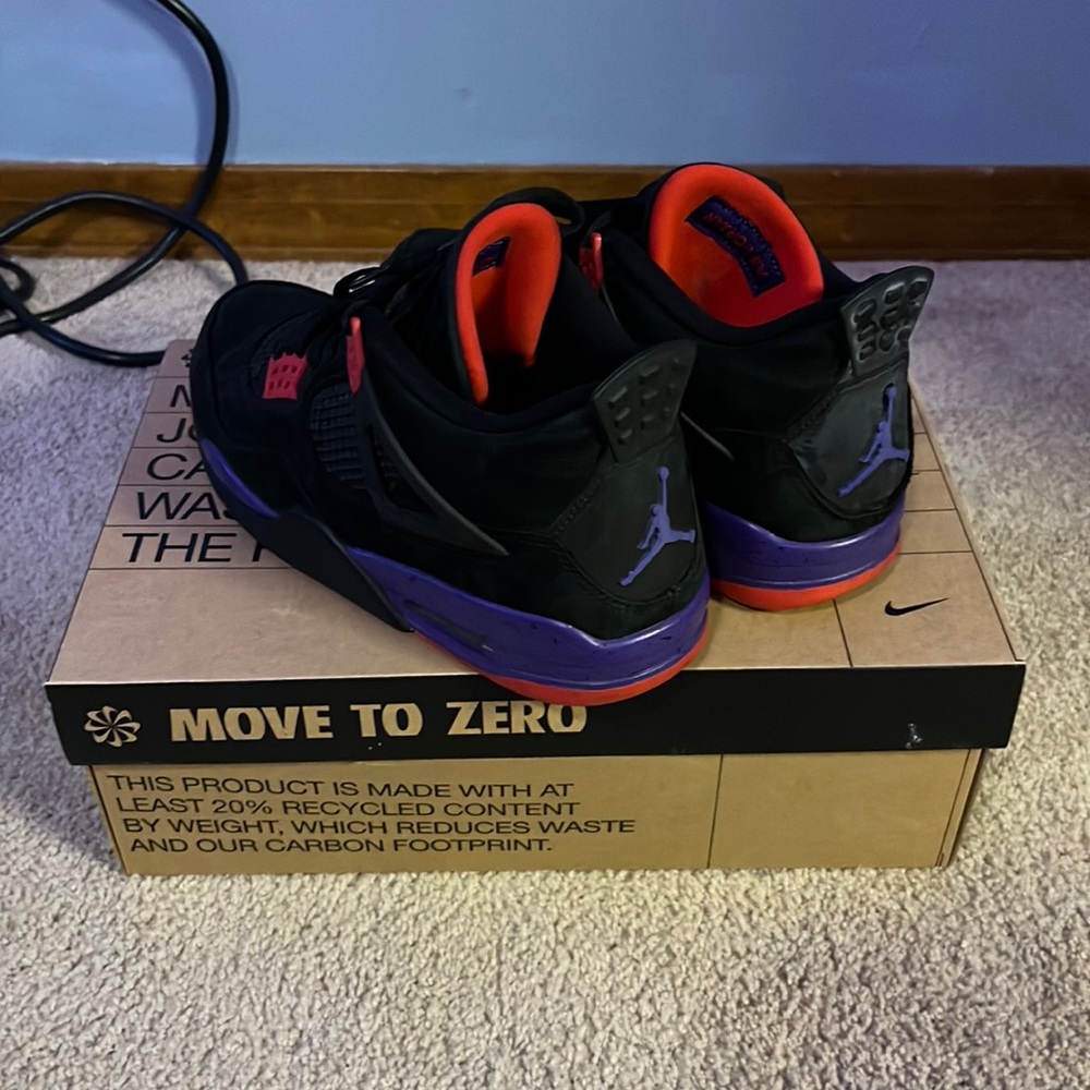 Jordan 4 raptors